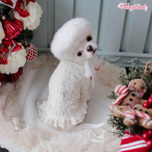 Wooflink My Romance Turtleneck in White