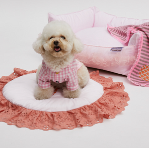 Louis Dog Anywhere Rug in Zingy Marshmallow - 2 Sizes