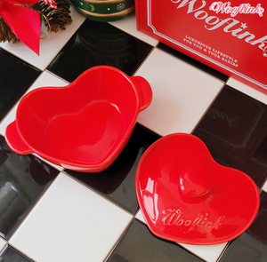 Wooflink Heart Bowl with Lid in Many Colors