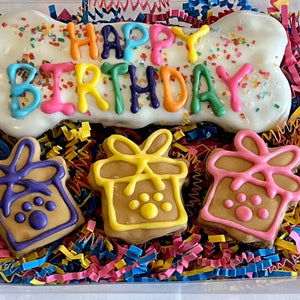 Happy Birthday Dog Treat Gift Box in Pink