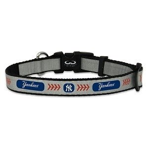 MLB New York Yankees Reflective Nylon Dog Collar
