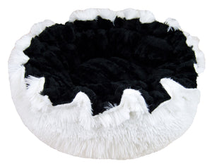 Lily Pod Bed in Snow White and Black Puma