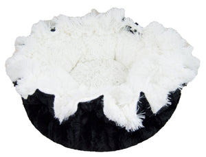 Lily Pod Bed in Snow White and Black Puma