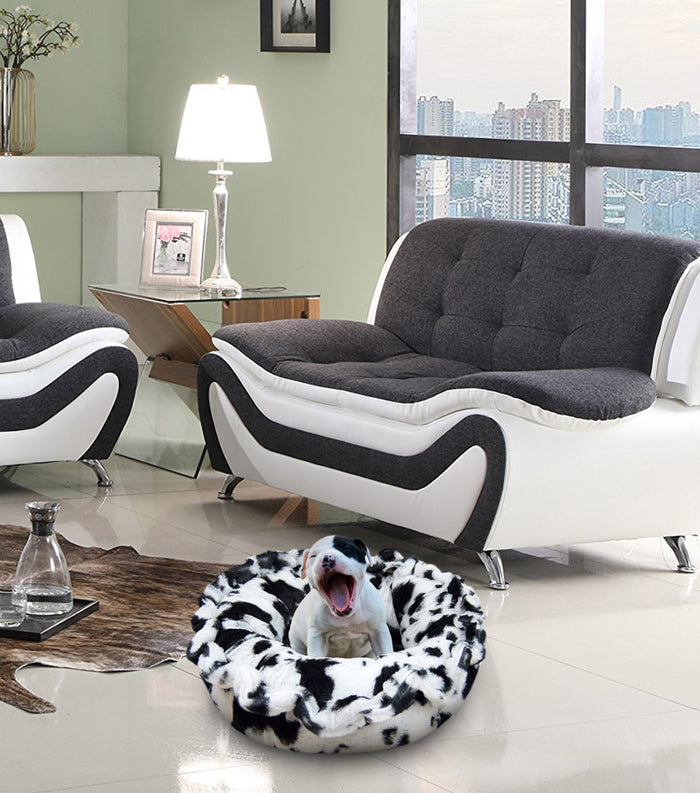 Lily Pod Bed in Spotted Pony and Black Puma