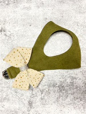 Susan Lanci Olive with Gold Stardust Doe Nouveau Bow Step in Harness